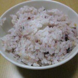 鮭と十六穀米の生姜炊き込みご飯
